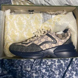 Men’s Gucci shoes